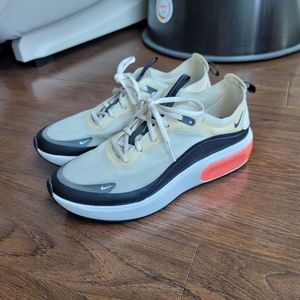Nike Women's Air Max Dia Pale Ivory Shoes
